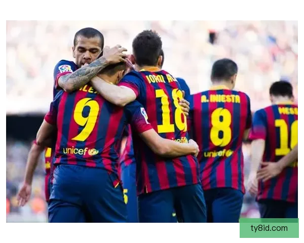 巴萨主场3比1逆转阿拉维斯强势反弹巩固西甲争冠格局关键之战中